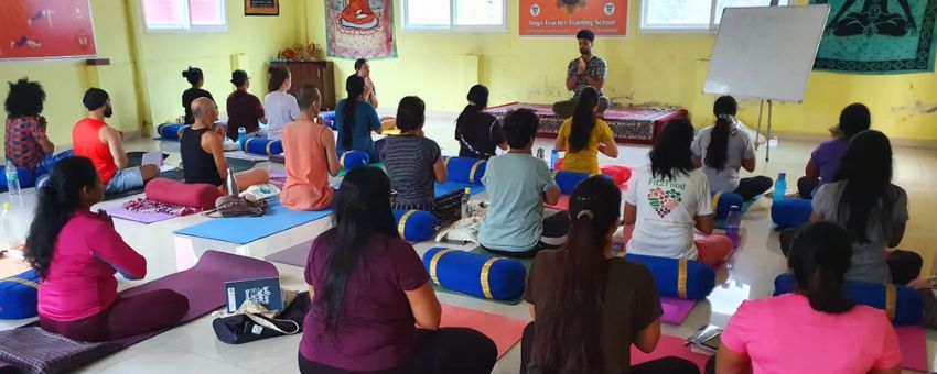 200-Hour Yoga Teacher Training in Rishikesh