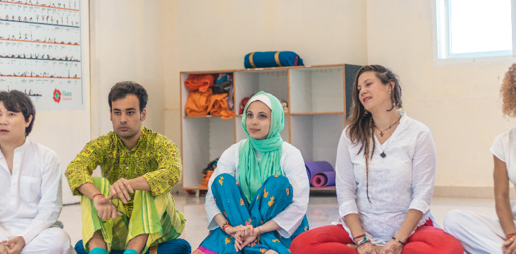 100 hour yoga teacher training in india