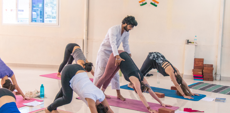 300 Hour Yoga Teacher Training In Rishikesh