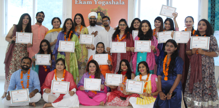 100 hour yoga teacher training in india